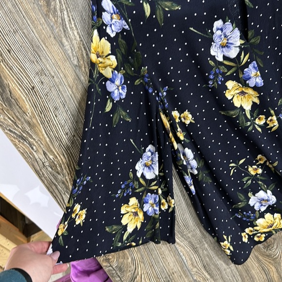 Navy And White Polka Dot Floral Blouse - Picture 2 of 7